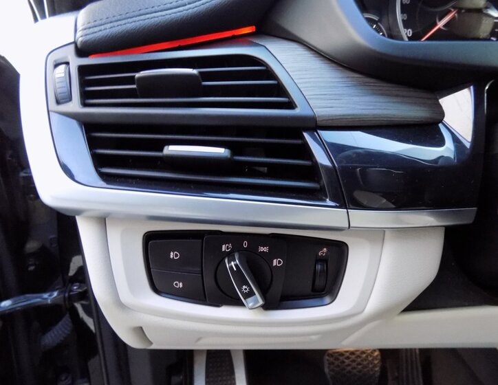 BMW X6 SUV / Terénní 3,0 l 190 kw