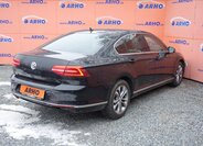 Volkswagen Passat Sedan 2,0 l 140 kw