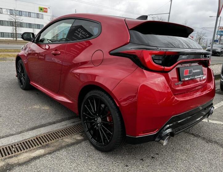 Toyota GR Yaris 13