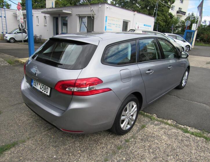 Peugeot 308 6