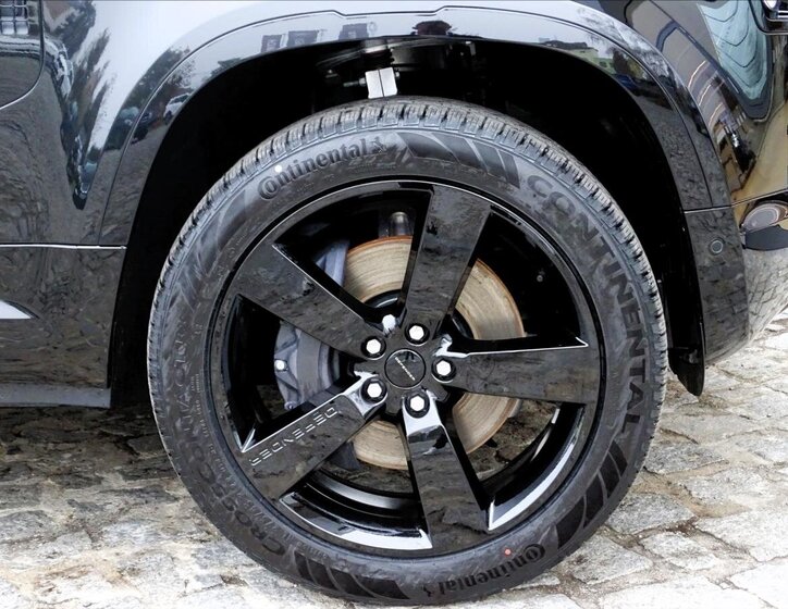 Land Rover Defender SUV / Terénní 5,0 l 313 kw