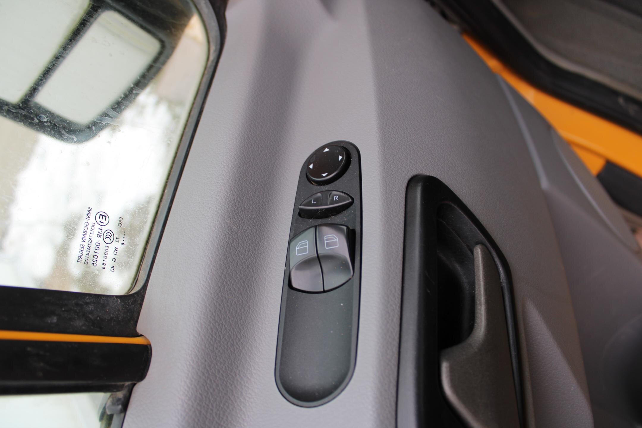 Mercedes-Benz Sprinter Užitková 2,1 l 120 kw