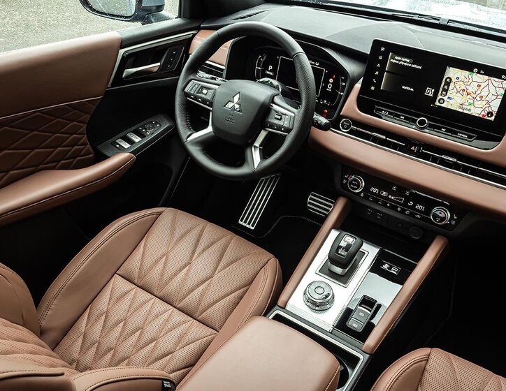 Mitsubishi Outlander 9