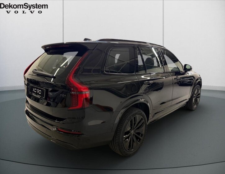 Volvo XC90 SUV / Terénní 2,0 l 184 kw