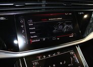 Audi Q8 SUV 3,0 l 210 kw
