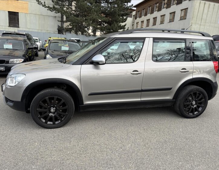 Škoda Yeti SUV / Terénní 1,2 l 77 kw