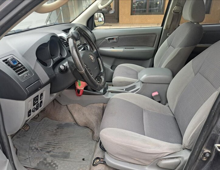 Toyota Hilux Pick-up 2,5 l 106 kw