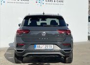 Volkswagen T-Roc SUV / Terénní 1,5 l 110 kw