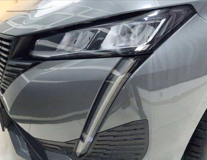 Peugeot 308 Kombi 1,2 l 96 kw