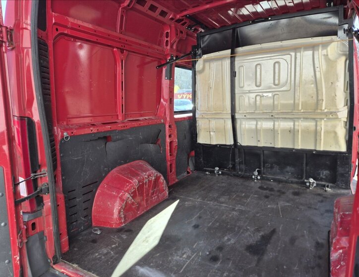 Citroën Jumper Skříň 2,2 l 110 kw