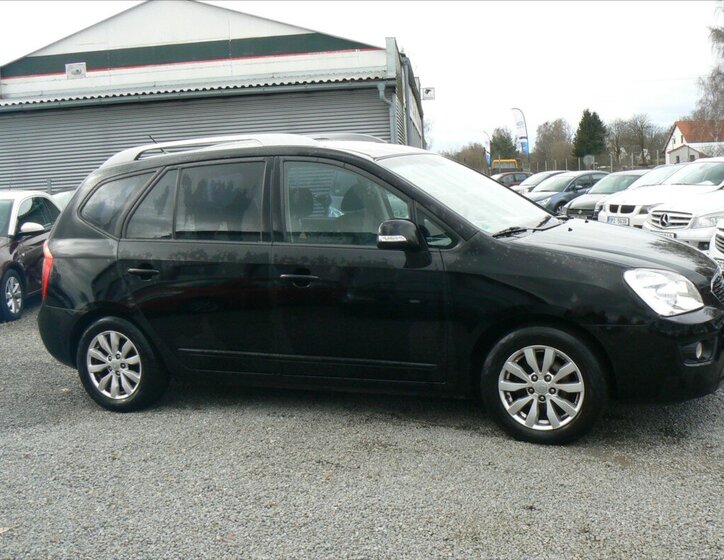 KIA Carens Hatchback 1,6 l 94 kw