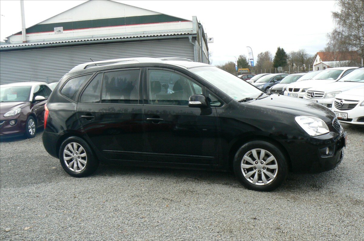 KIA Carens Hatchback 1,6 l 94 kw