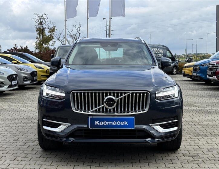 Volvo XC90 SUV 2,0 l 173 kw
