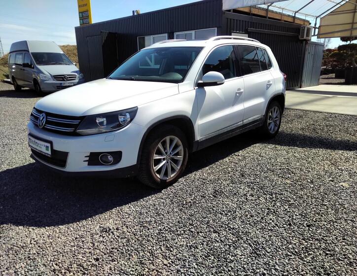 Volkswagen Tiguan 1