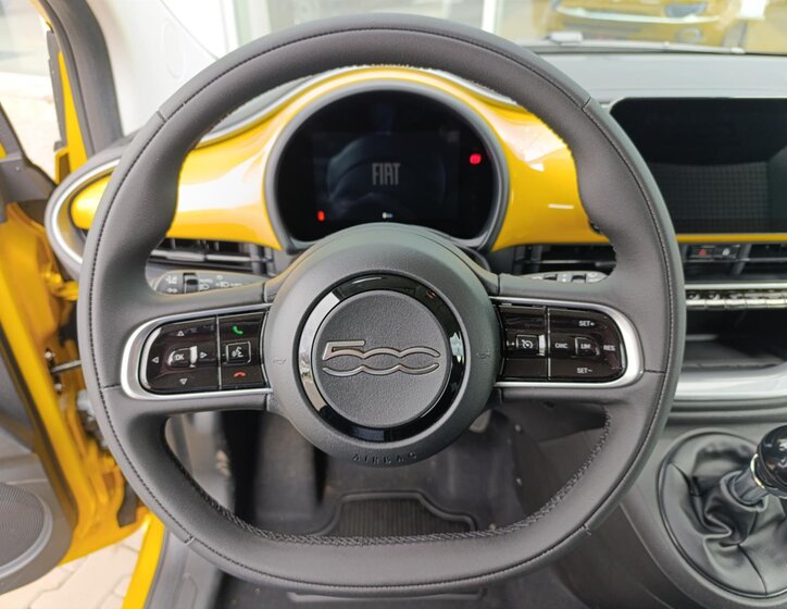 Fiat 500 Hatchback 999,0 48 kw