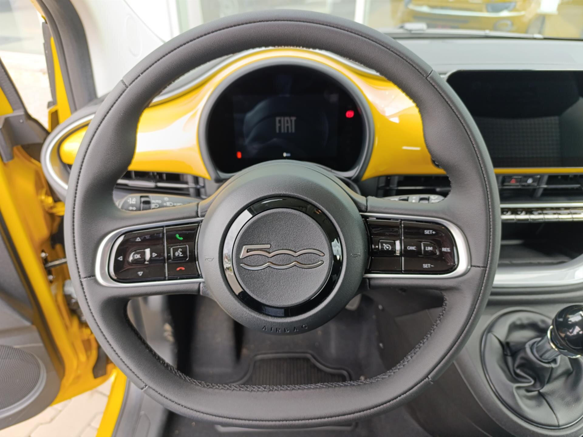 Fiat 500 Hatchback 999,0 48 kw