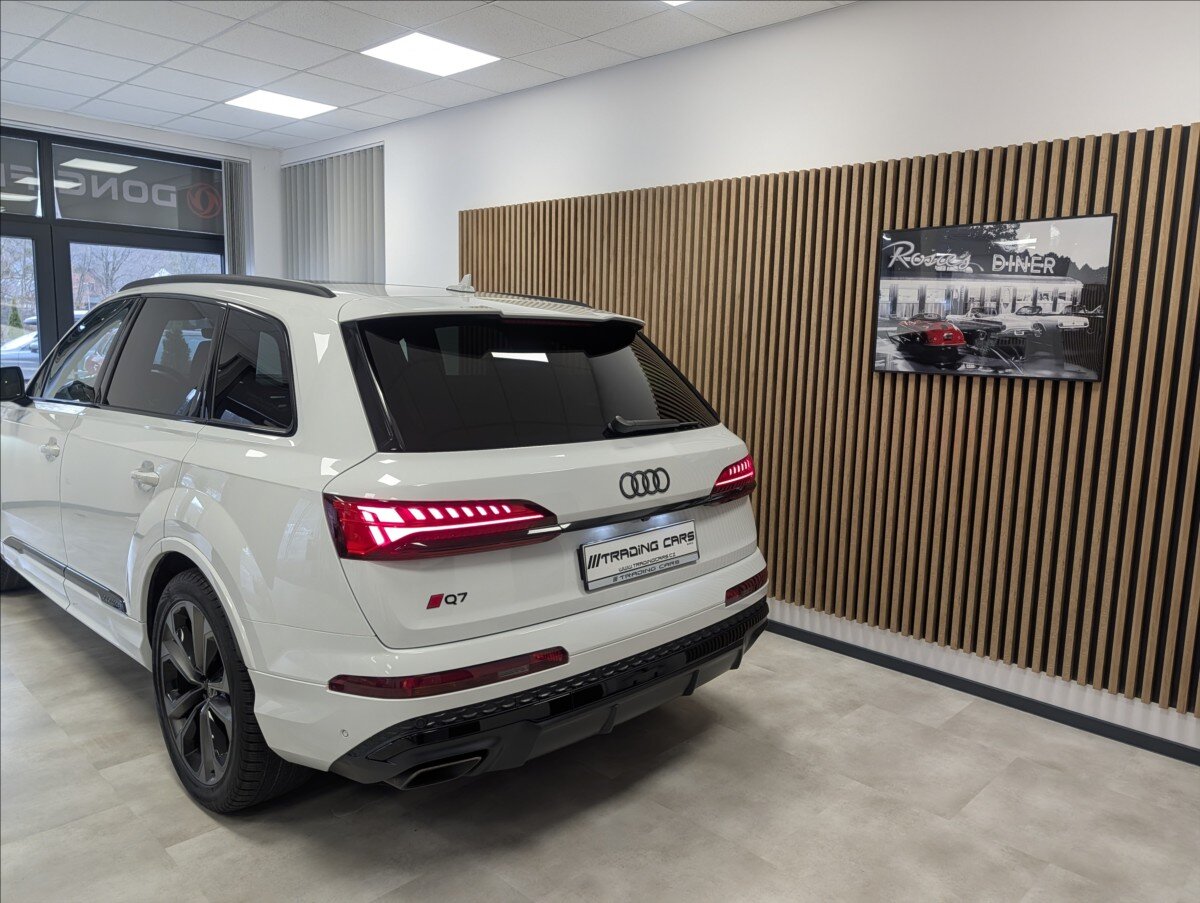 Audi Q7 Kombi 3,0 l 210 kw
