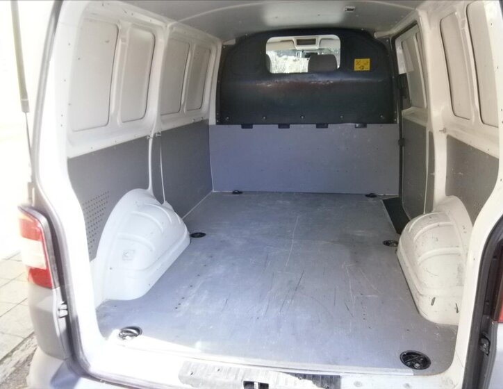 Volkswagen Transporter Ostatní 2,0 l 75 kw