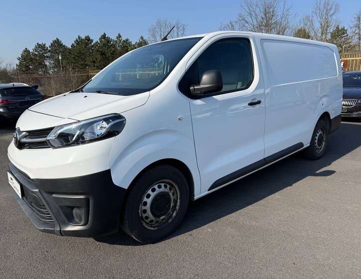 Toyota ProAce Skříň 2,0 l 90 kw
