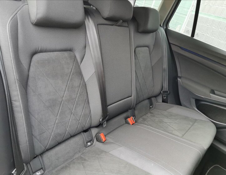 Volkswagen Golf Kombi 2,0 l 110 kw