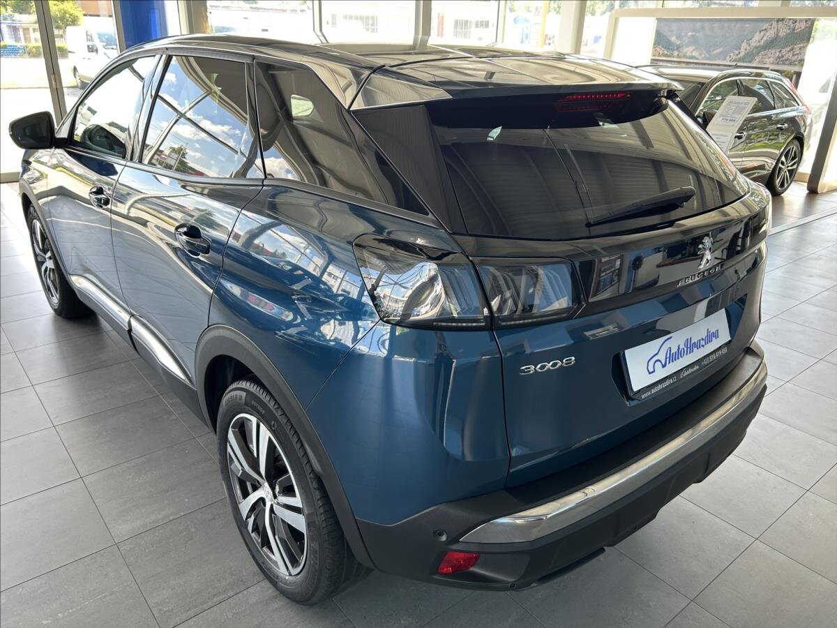 Peugeot 3008 SUV / Terénní 1,5 l 96 kw