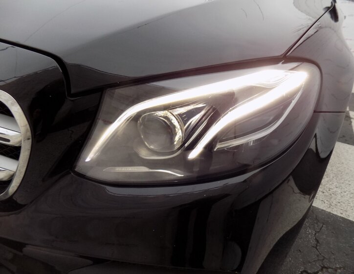 Mercedes-Benz Třídy E Sedan 3,0 l 190 kw