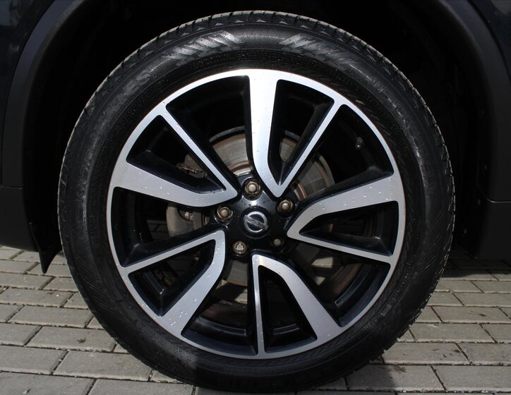 Nissan X-Trail SUV / Terénní 1,6 l 96 kw