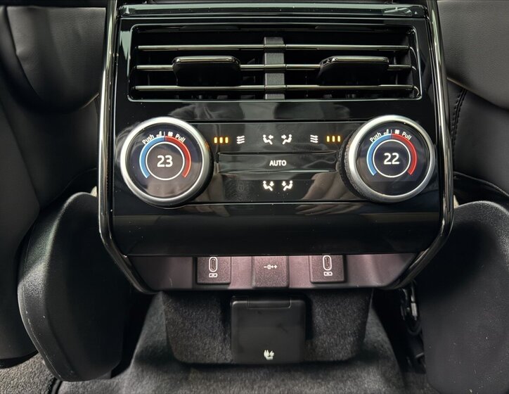 Land Rover Range Rover Sport SUV 3,0 l 405 kw