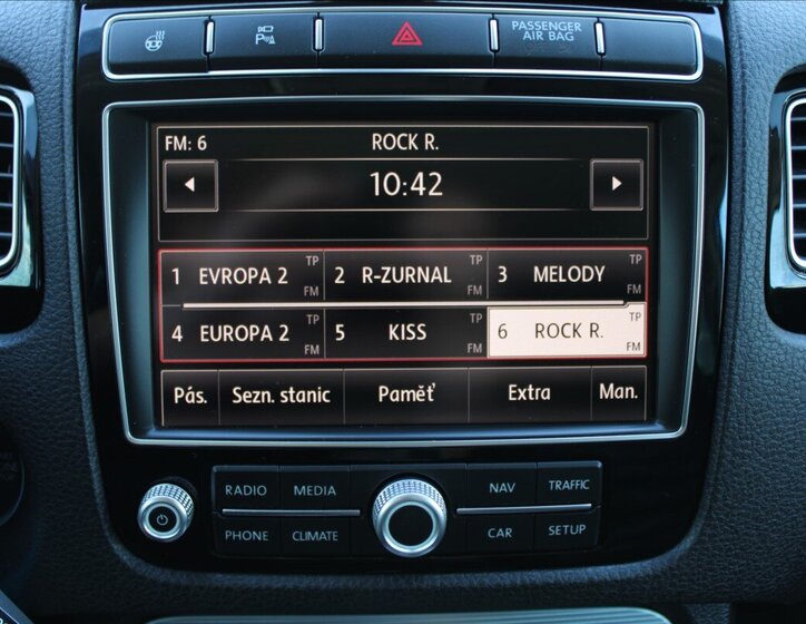 Volkswagen Touareg 11