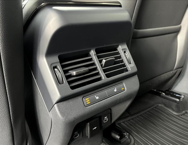 Land Rover Range Rover Evoque 27