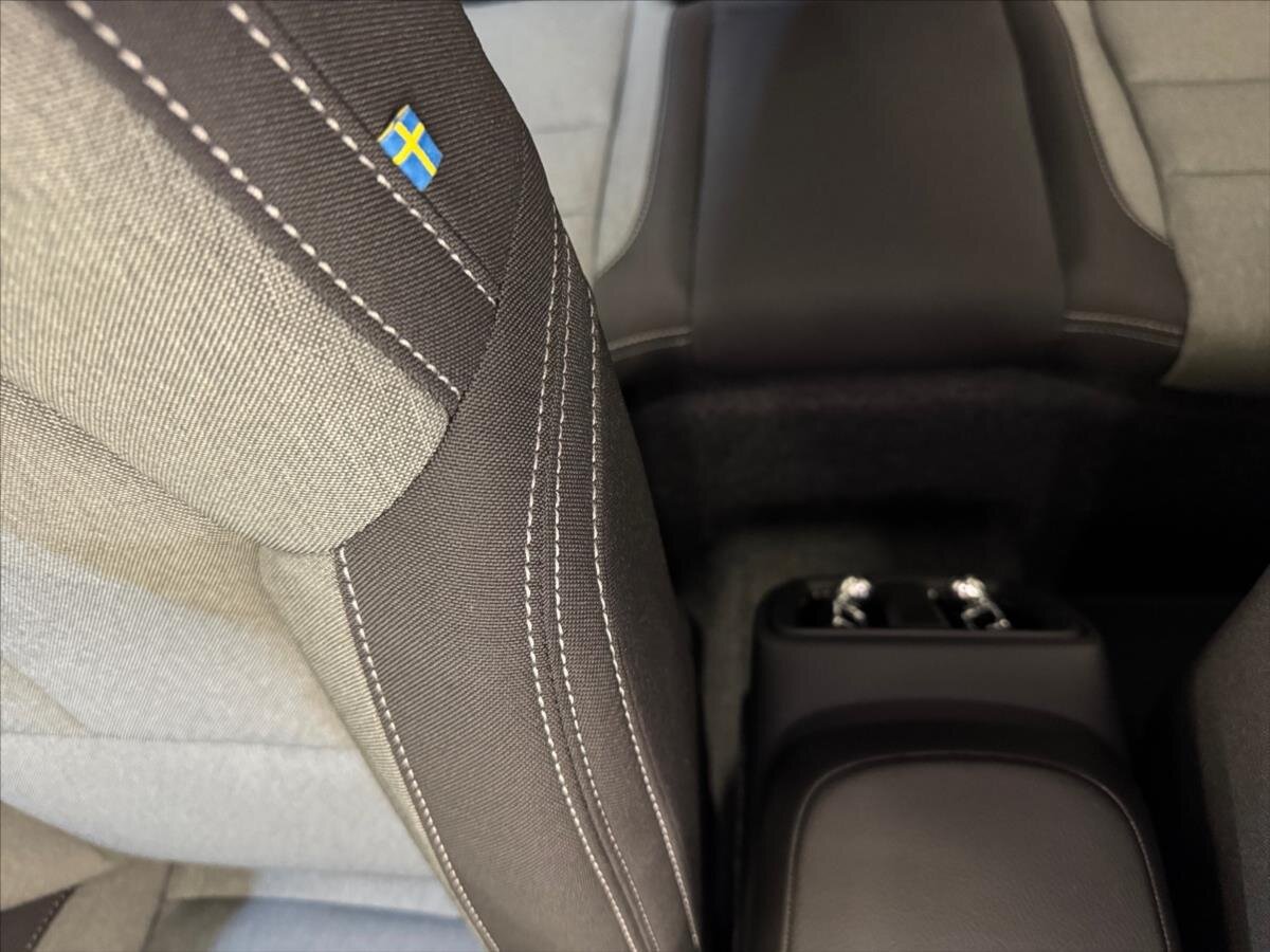 Volvo XC40 SUV 2,0 l 120 kw