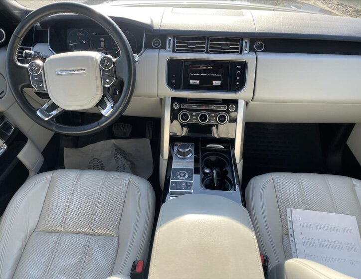 Land Rover Range Rover SUV / Terénní 4,4 l 250 kw