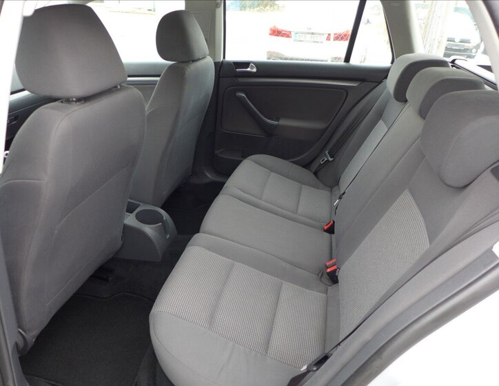 Volkswagen Golf Kombi 1,4 l 59 kw