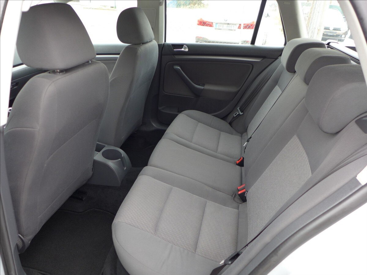 Volkswagen Golf Kombi 1,4 l 59 kw