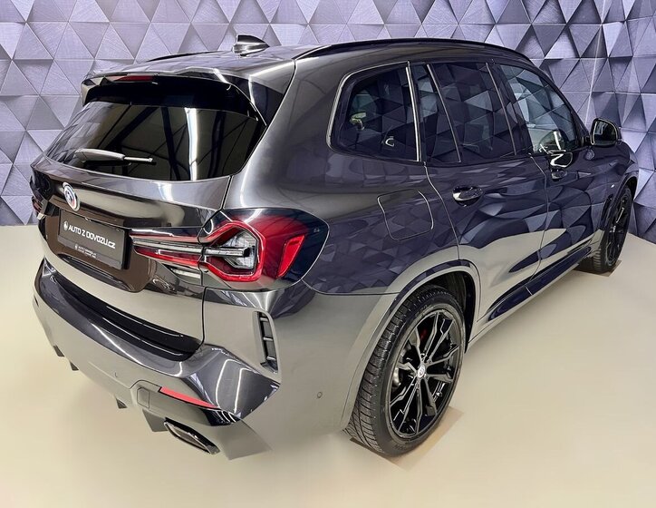 BMW X3 7