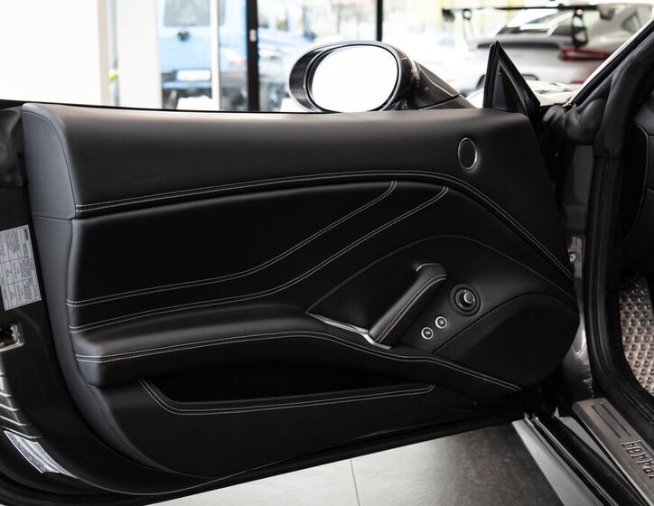 Ferrari California Kabriolet 3,9 l 412 kw