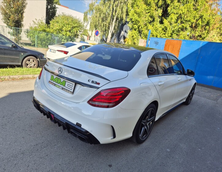 Mercedes-Benz Třídy C 6