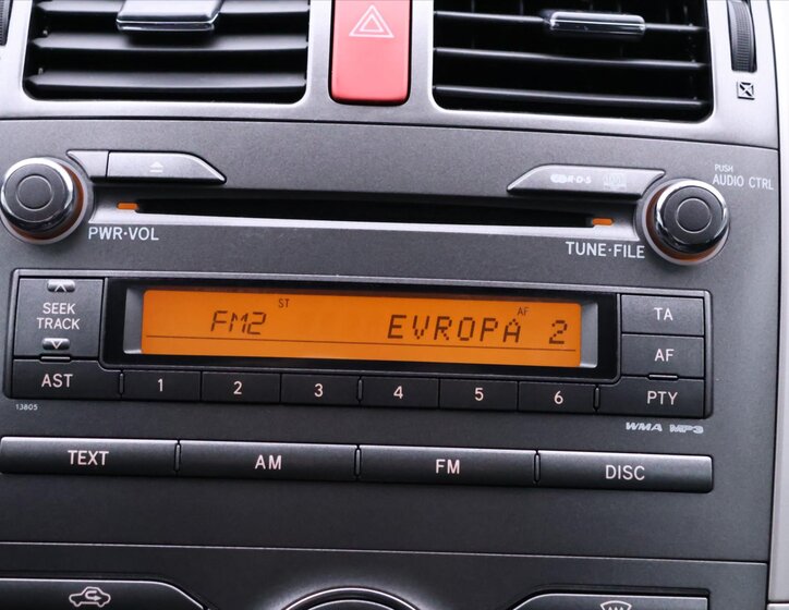 Toyota Auris Hatchback 2,0 l 93 kw