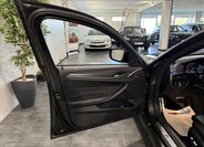 BMW Řada 5 Kombi 3,0 l 210 kw