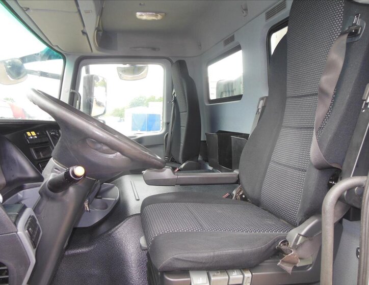 Mercedes-Benz Ostatní 32