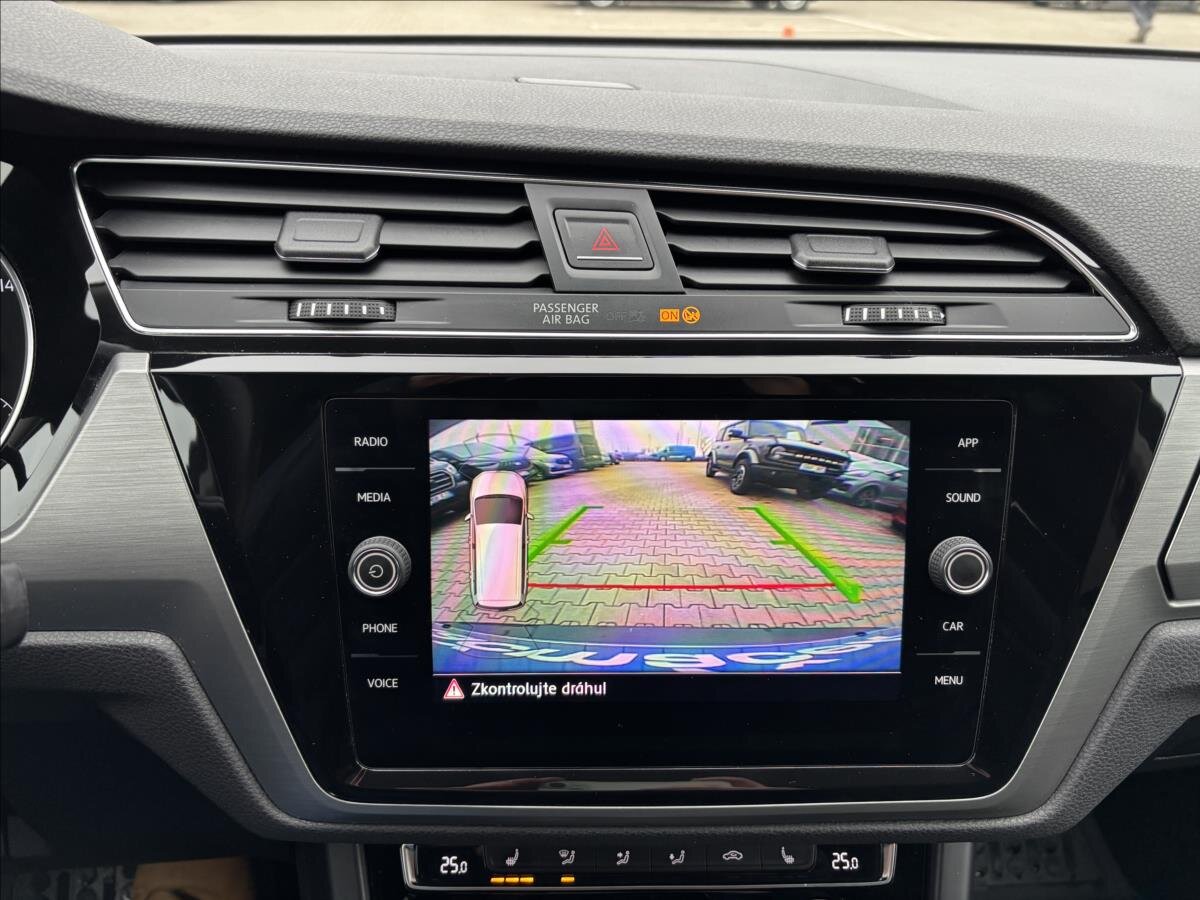 Volkswagen Touran MPV 1,5 l 110 kw