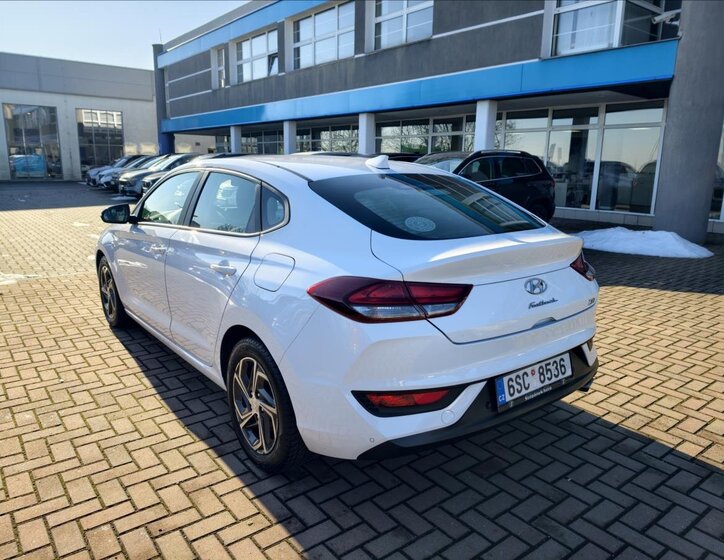 Hyundai i30 Liftback 998,0 88 kw
