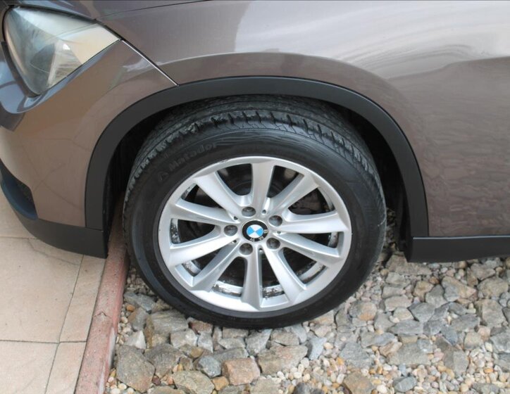 BMW X1 SUV / Terénní 2,0 l 100 kw