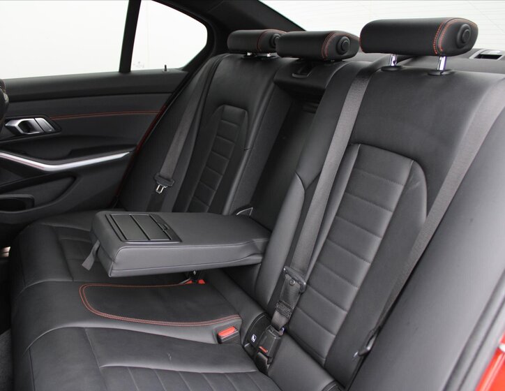 BMW Řada 3 Sedan 2,0 l 140 kw