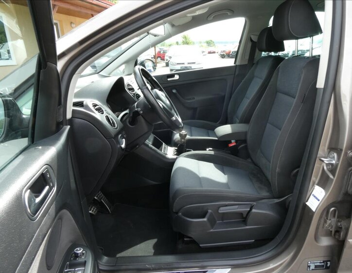 Volkswagen Golf Plus 19