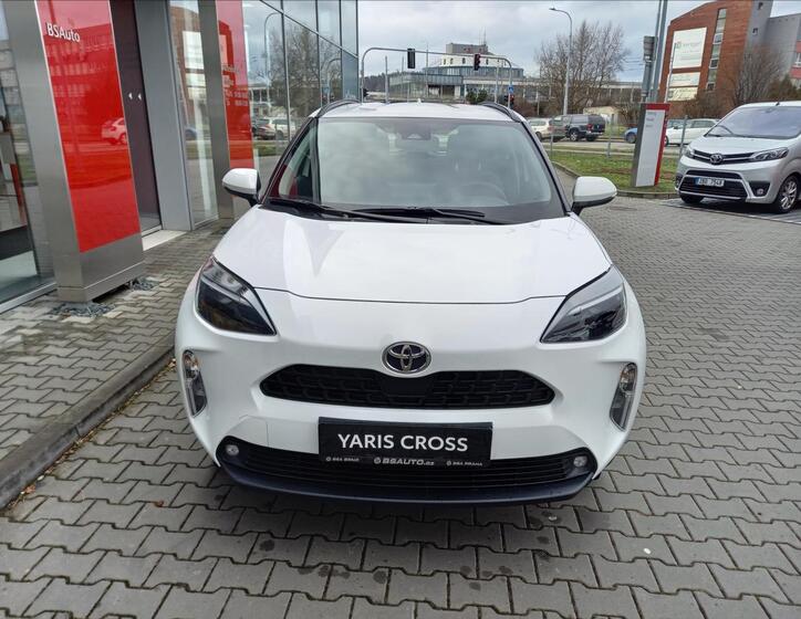 Toyota Yaris Cross 2