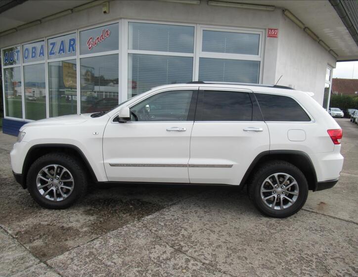 Jeep Grand Cherokee 8