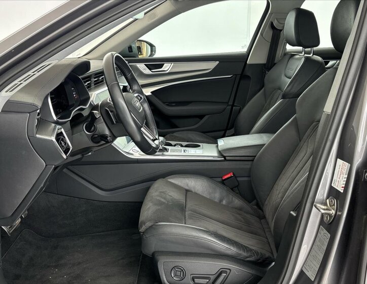 Audi A6 Allroad Kombi 3,0 l 253 kw