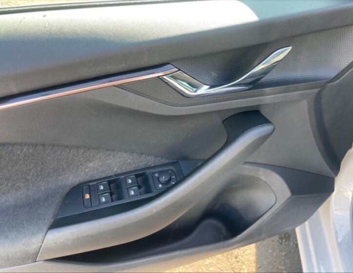 Škoda Scala Hatchback 999,0 81 kw