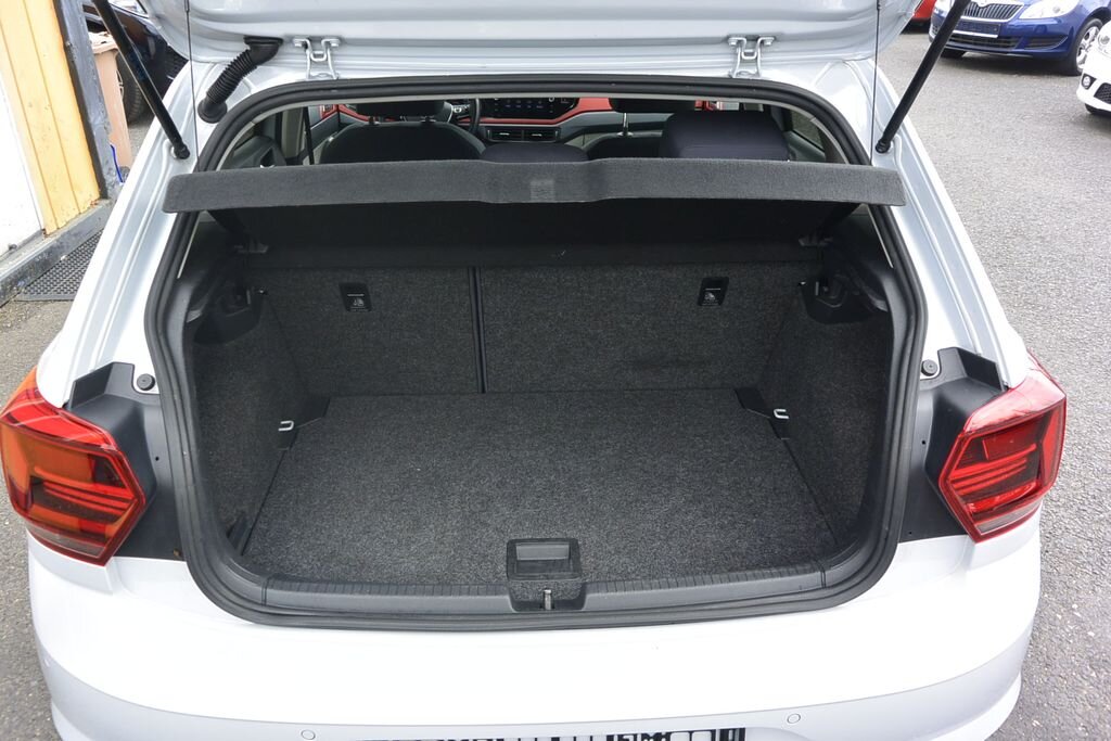 Volkswagen Polo Hatchback 999,0 70 kw
